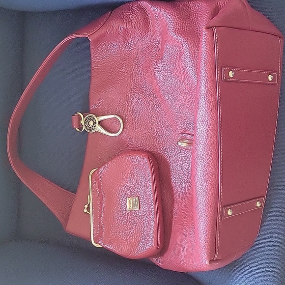 Dooney & Bourke shoulder bag and coin purse - Picture 5 of 7